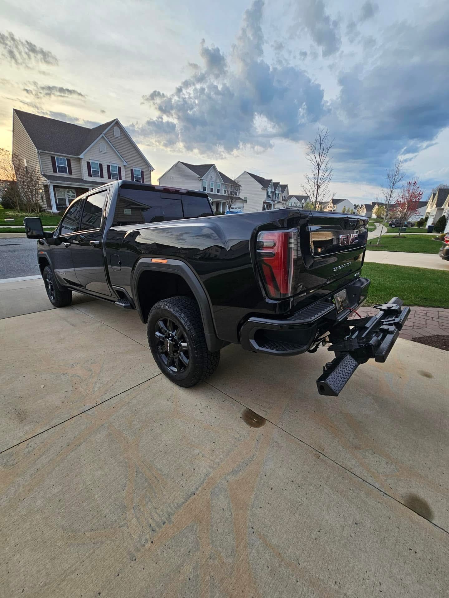black-chevrolet-silverado-hd-tow-hitch-liftandtow2